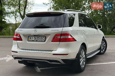 Внедорожник / Кроссовер Mercedes-Benz M-Class 2013 в 