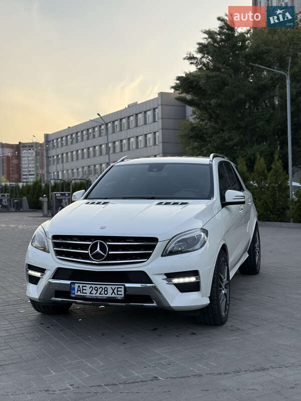 Внедорожник / Кроссовер Mercedes-Benz M-Class 2013 в Днепре