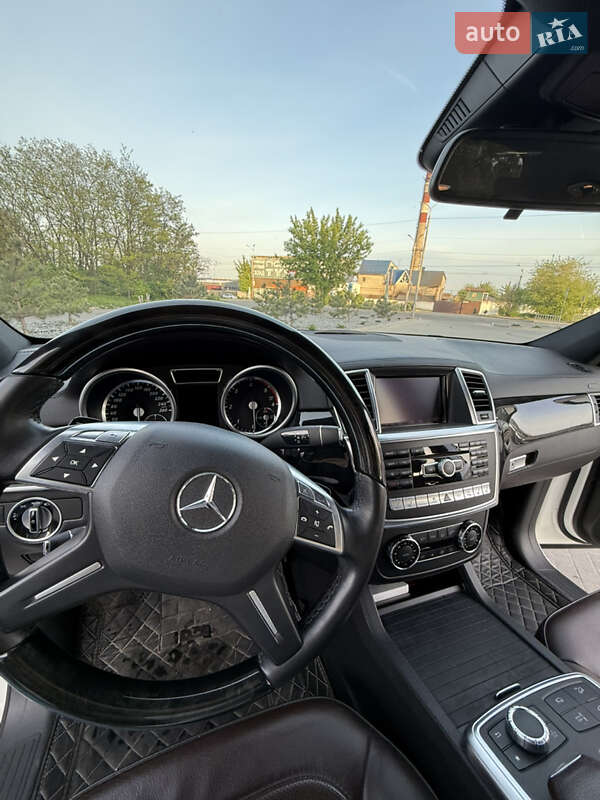 Внедорожник / Кроссовер Mercedes-Benz M-Class 2013 в Днепре