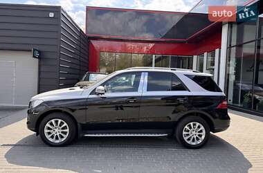 Позашляховик / Кросовер Mercedes-Benz M-Class 2013 в 