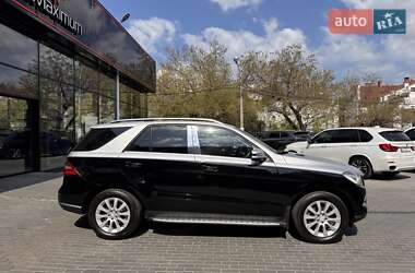 Позашляховик / Кросовер Mercedes-Benz M-Class 2013 в 