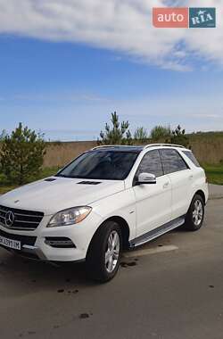 Внедорожник / Кроссовер Mercedes-Benz M-Class 2011 в 