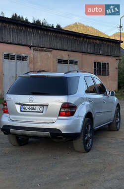 Внедорожник / Кроссовер Mercedes-Benz M-Class 2007 в 