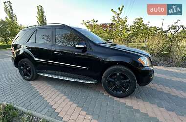 Внедорожник / Кроссовер Mercedes-Benz M-Class 2008 в 