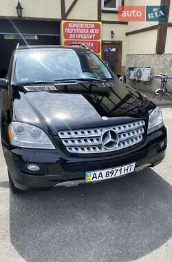 Внедорожник / Кроссовер Mercedes-Benz M-Class 2008 в 