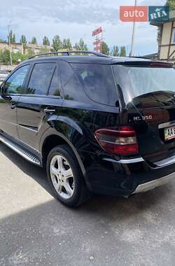 Внедорожник / Кроссовер Mercedes-Benz M-Class 2008 в 