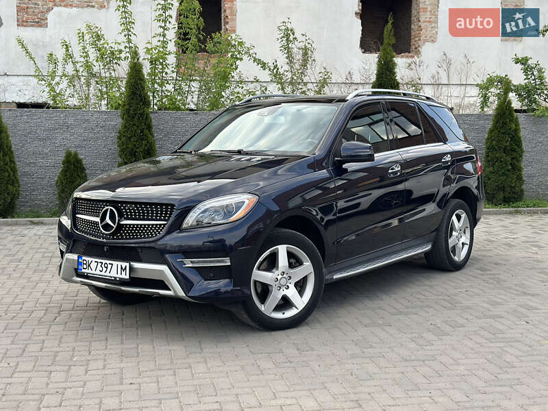 Внедорожник / Кроссовер Mercedes-Benz M-Class 2014 в Ровно