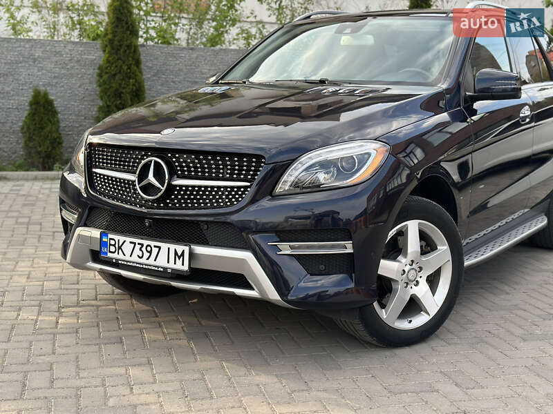 Внедорожник / Кроссовер Mercedes-Benz M-Class 2014 в Ровно