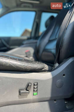 Внедорожник / Кроссовер Mercedes-Benz M-Class 2002 в 