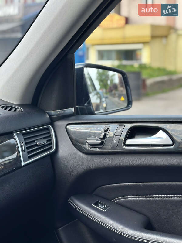 Внедорожник / Кроссовер Mercedes-Benz M-Class 2014 в Ровно