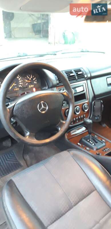Внедорожник / Кроссовер Mercedes-Benz M-Class 2004 в Черновцах