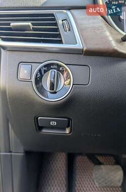 Внедорожник / Кроссовер Mercedes-Benz M-Class 2013 в 
