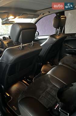 Внедорожник / Кроссовер Mercedes-Benz M-Class 2006 в 