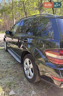 Позашляховик / Кросовер Mercedes-Benz M-Class 2008 в 