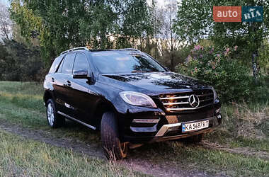 Внедорожник / Кроссовер Mercedes-Benz M-Class 2013 в 