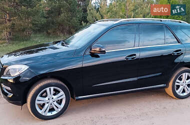 Внедорожник / Кроссовер Mercedes-Benz M-Class 2013 в 