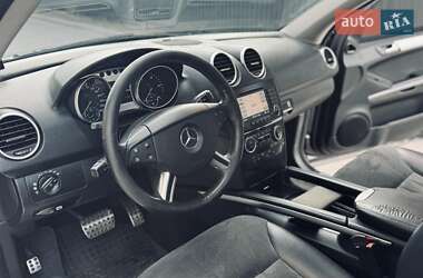 Позашляховик / Кросовер Mercedes-Benz M-Class 2005 в 