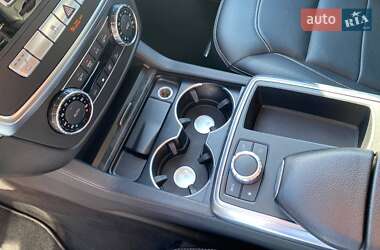 Внедорожник / Кроссовер Mercedes-Benz M-Class 2013 в 
