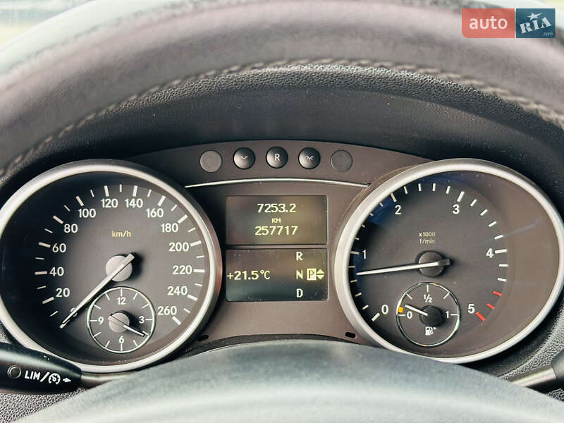 Внедорожник / Кроссовер Mercedes-Benz M-Class 2011 в Харькове