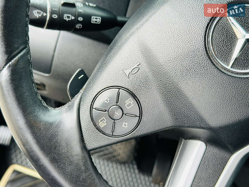 Внедорожник / Кроссовер Mercedes-Benz M-Class 2011 в Харькове