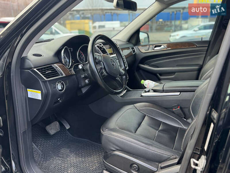 Позашляховик / Кросовер Mercedes-Benz M-Class 2011 в Львові