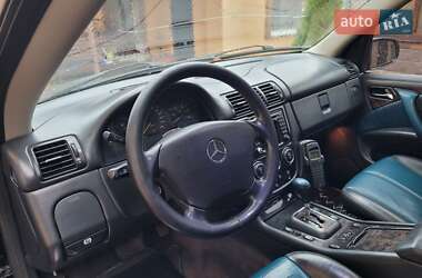 Внедорожник / Кроссовер Mercedes-Benz M-Class 2003 в 