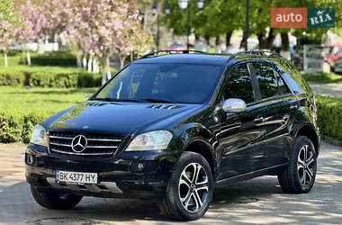 Позашляховик / Кросовер Mercedes-Benz M-Class 2007 в 