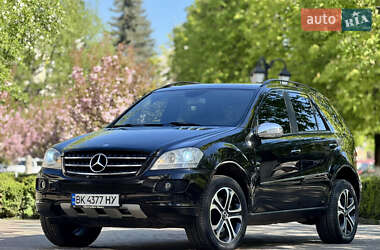 Позашляховик / Кросовер Mercedes-Benz M-Class 2007 в 