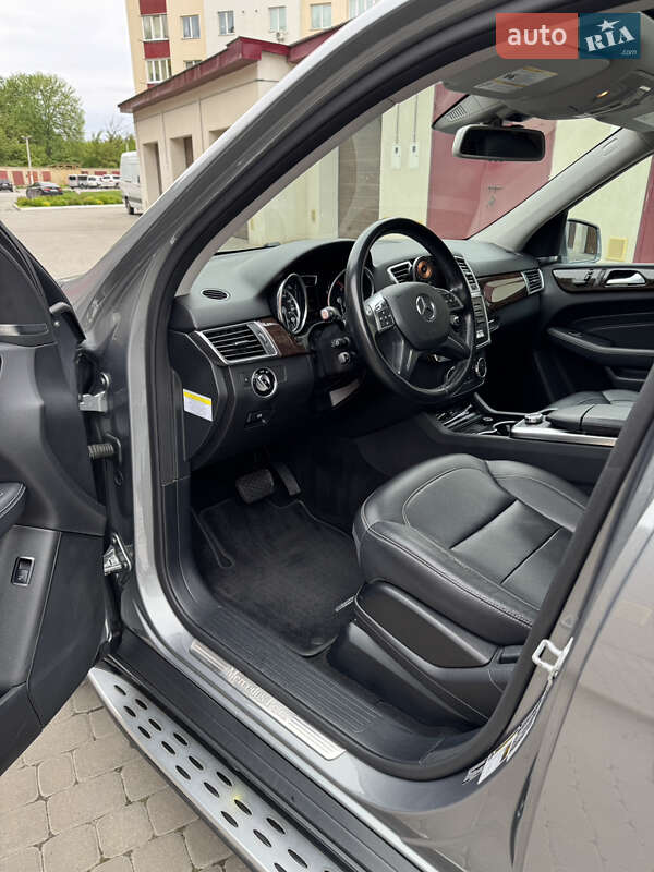 Внедорожник / Кроссовер Mercedes-Benz M-Class 2013 в Каменец-Подольском