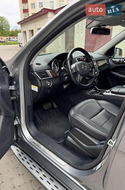 Внедорожник / Кроссовер Mercedes-Benz M-Class 2013 в 