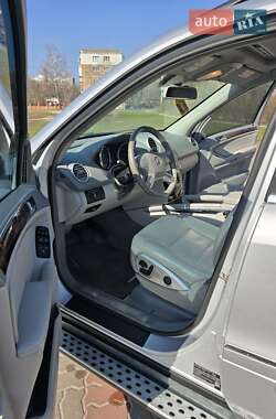 Позашляховик / Кросовер Mercedes-Benz M-Class 2010 в 