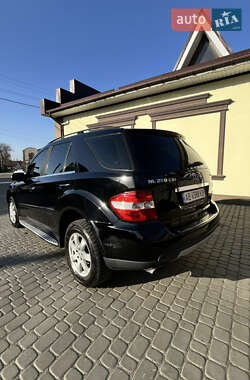 Позашляховик / Кросовер Mercedes-Benz M-Class 2007 в 