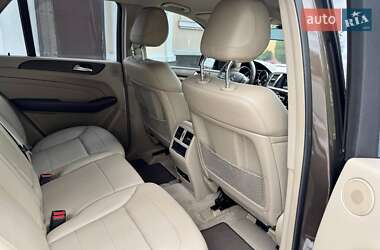 Позашляховик / Кросовер Mercedes-Benz M-Class 2015 в 