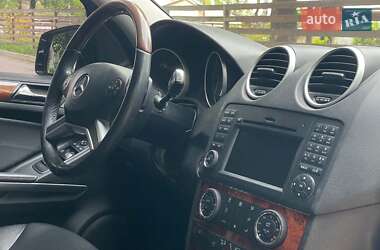 Внедорожник / Кроссовер Mercedes-Benz M-Class 2011 в 