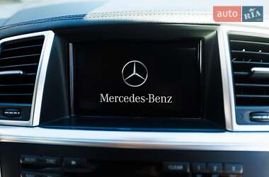 Внедорожник / Кроссовер Mercedes-Benz M-Class 2012 в 