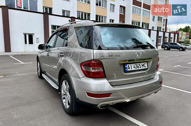 Позашляховик / Кросовер Mercedes-Benz M-Class 2009 в 