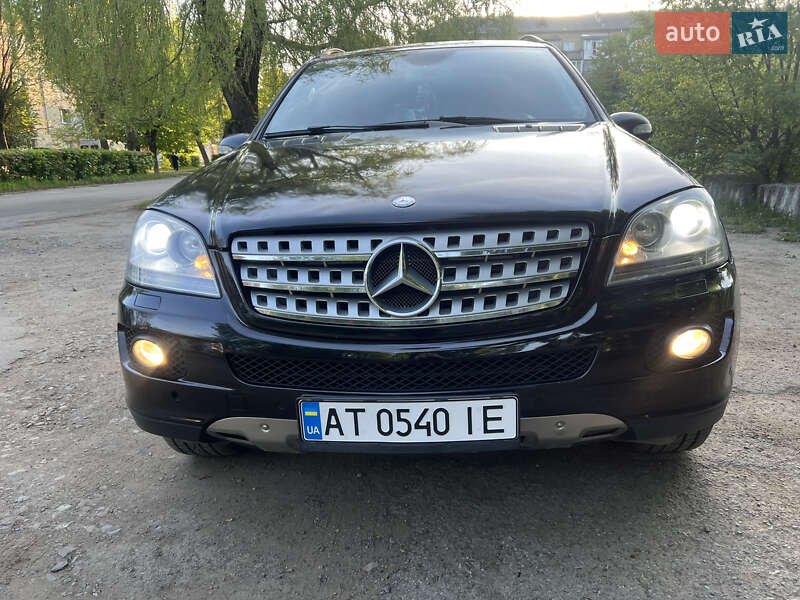 Позашляховик / Кросовер Mercedes-Benz M-Class 2006 в Надвірній