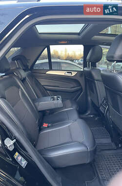 Внедорожник / Кроссовер Mercedes-Benz M-Class 2014 в 