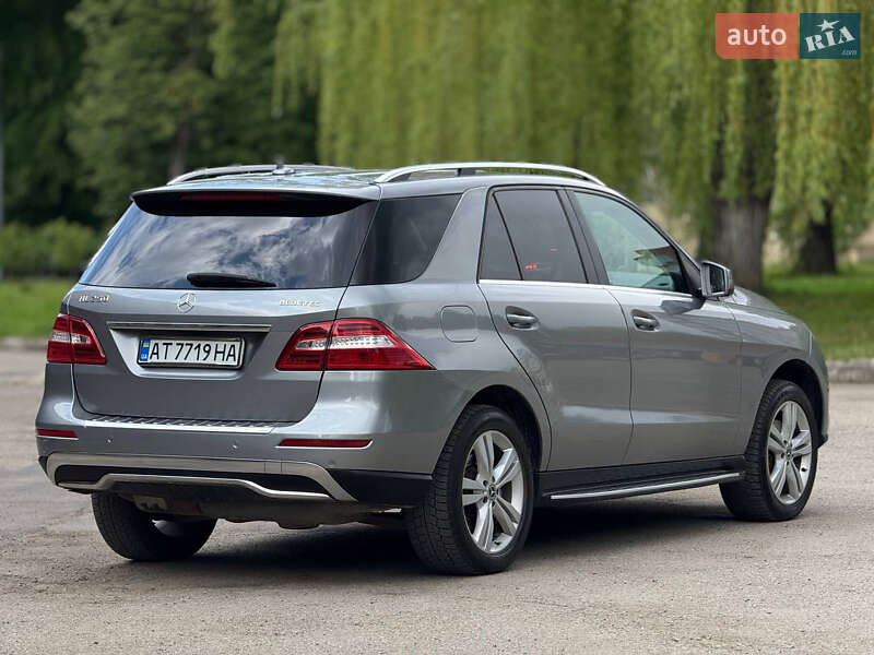 Внедорожник / Кроссовер Mercedes-Benz M-Class 2014 в Калуше