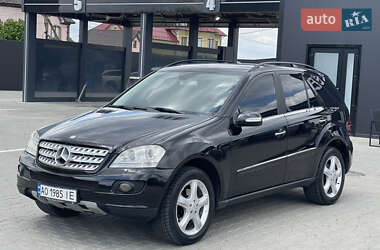 Внедорожник / Кроссовер Mercedes-Benz M-Class 2006 в Черновцах