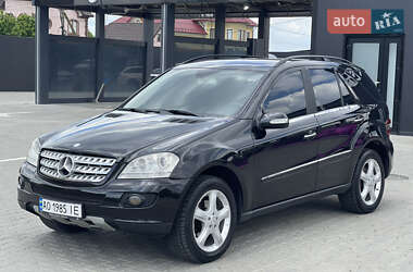 Внедорожник / Кроссовер Mercedes-Benz M-Class 2006 в 