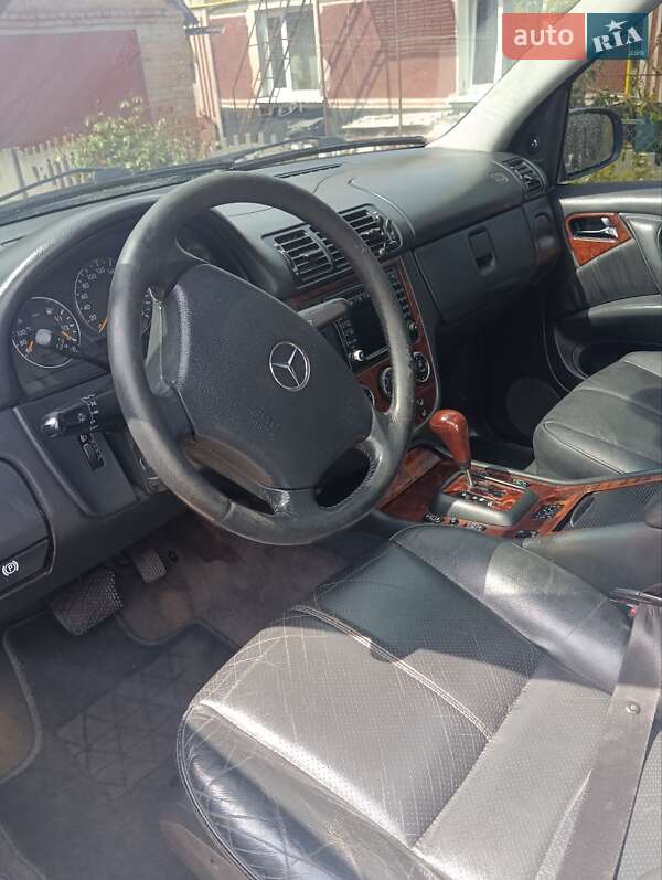 Позашляховик / Кросовер Mercedes-Benz M-Class 2004 в Луцьку