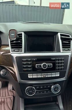 Внедорожник / Кроссовер Mercedes-Benz M-Class 2013 в 