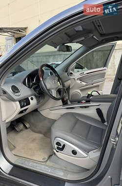 Позашляховик / Кросовер Mercedes-Benz M-Class 2011 в 
