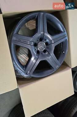 Внедорожник / Кроссовер Mercedes-Benz M-Class 2007 в 