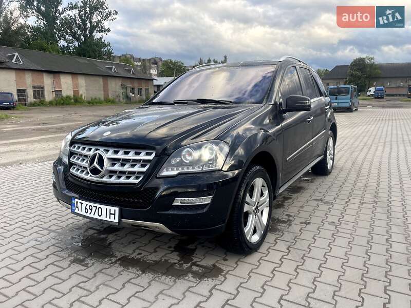 Mercedes-Benz M-Class 2011