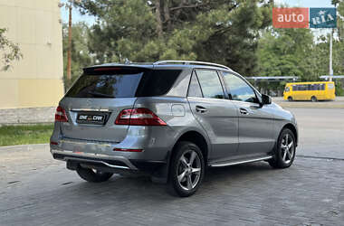 Внедорожник / Кроссовер Mercedes-Benz M-Class 2014 в 