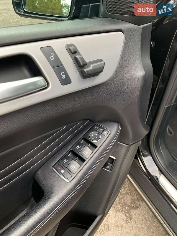 Внедорожник / Кроссовер Mercedes-Benz M-Class 2012 в Березному фото 25 Внедорожник / Кроссовер Mercedes-Benz M-Class 2012 в Березному