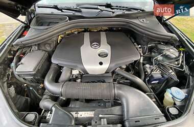Внедорожник / Кроссовер Mercedes-Benz M-Class 2012 в 