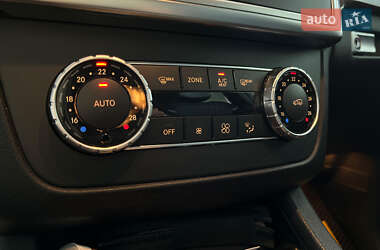 Внедорожник / Кроссовер Mercedes-Benz M-Class 2013 в 